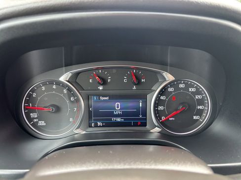 Used 2023 GMC Acadia SLE w/ Driver Convenience Package image 15