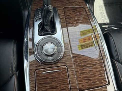 Used 2018 Nissan Armada SL w/ Moonroof Package image 10