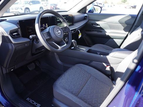 Certified 2025 Nissan Kicks SV image 16