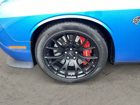 Used 2016 Dodge Challenger SRT Hellcat RWD image 14