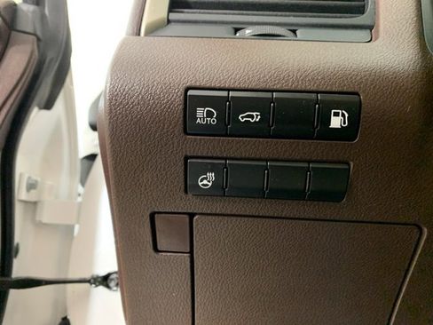 Used 2020 Lexus RX 450h AWD w/ Premium Package image 19