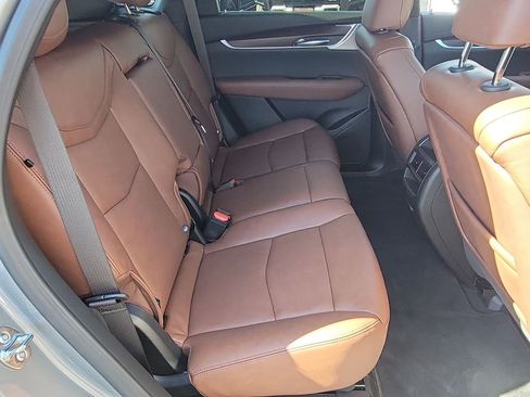 Used 2025 Cadillac XT5 Sportv image 27