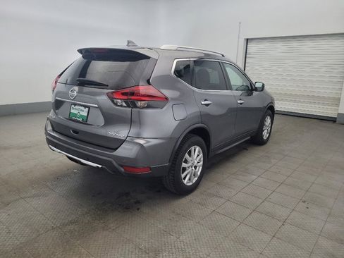 Used 2019 Nissan Rogue SV image 9