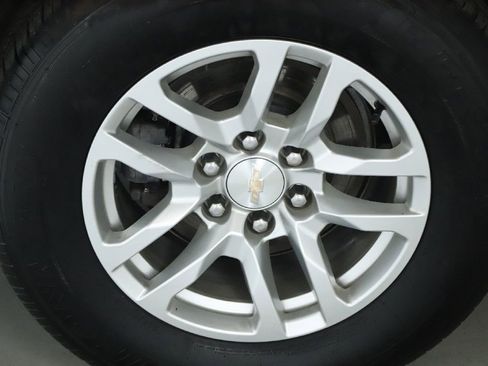 Used 2023 Chevrolet Tahoe LT image 12