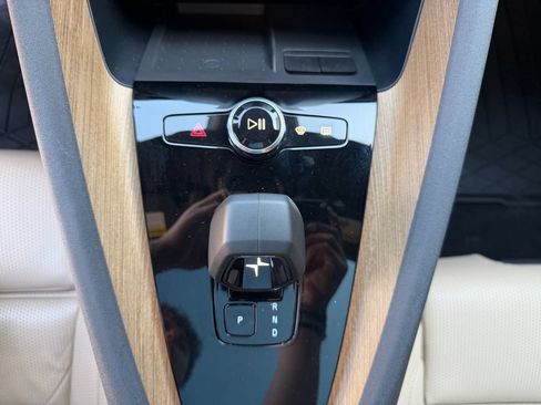 Used 2022 Polestar Polestar 2 w/ Plus Package AWD/4WD image 34