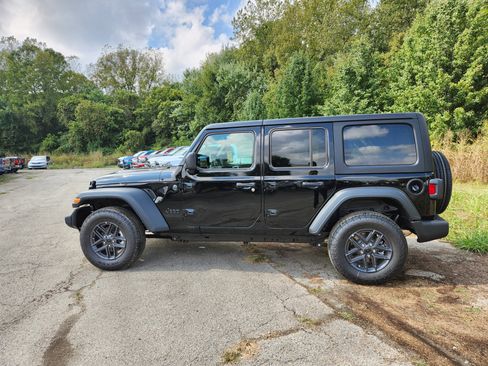 New 2025 Jeep Wrangler Sport S image 16