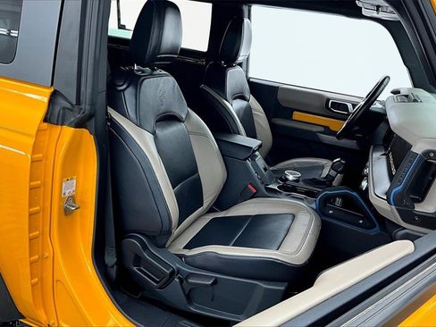 Used 2021 Ford Bronco Wildtrak image 7