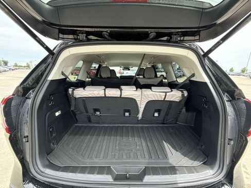 Used 2026 Subaru Ascent Premium AWD/4WD image 23