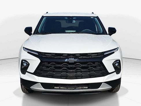 Used 2024 Chevrolet Blazer LT w/ Convenience Package FWD image 11