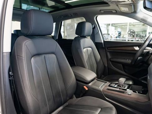 Used 2021 Audi Q5 2.0T Premium Plus w/ Premium Plus Package image 29