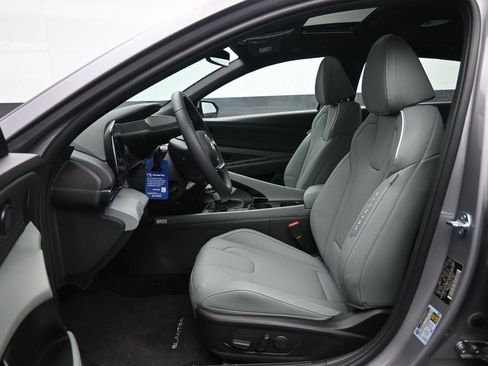 New 2026 Hyundai Elantra Limited FWD image 25