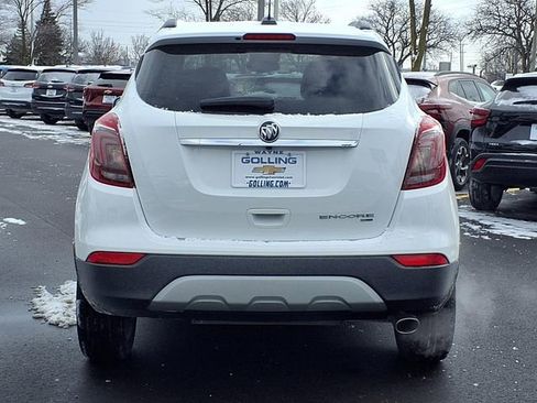Used 2022 Buick Encore Preferred w/ Safety Package image 19