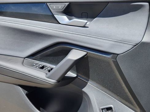 New 2026 Volkswagen Tiguan SE AWD/4WD image 6