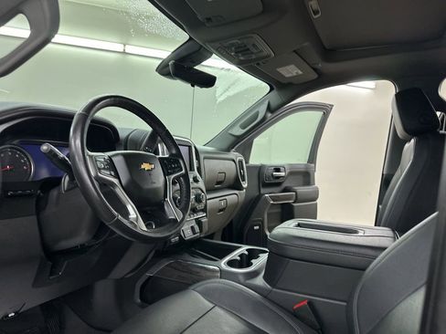 Used 2022 Chevrolet Silverado 1500 LTZ w/ LTZ Premium Package image 29