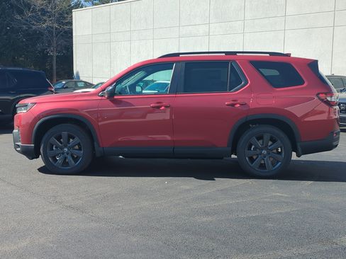 New 2026 Honda Pilot Sport image 8