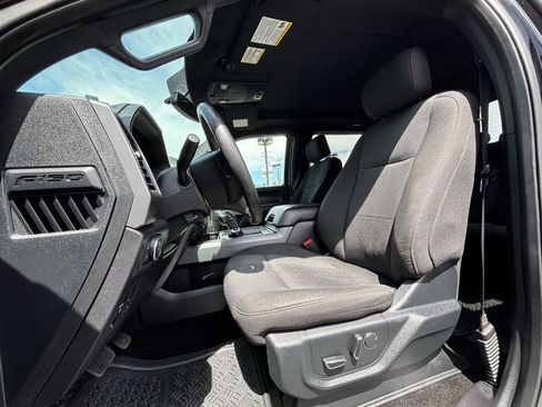 Used 2018 Ford F150 XLT w/ Equipment Group 302A Luxury AWD/4WD image 13