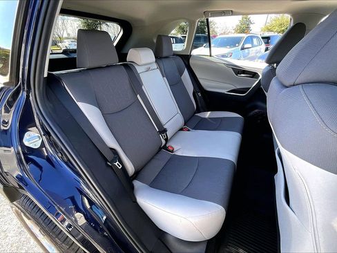 Used 2019 Toyota RAV4 XLE w/ Convenience Package image 22