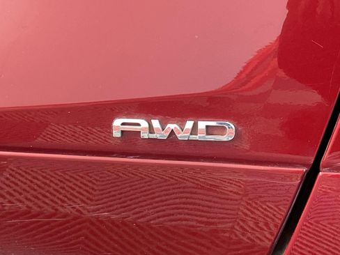 Used 2020 Toyota Highlander XLE image 32