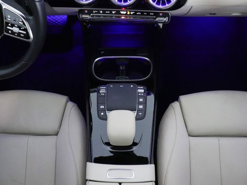 Used 2023 Mercedes-Benz CLA 250 CLA 250 image 26