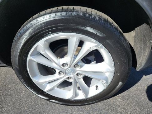 Used 2022 Buick Encore GX Preferred w/ Cold Weather Comfort Package image 12