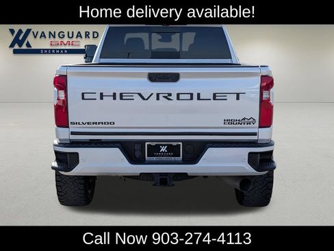 Used 2024 Chevrolet Silverado 2500 High Country w/ Technology Package AWD/4WD image 9