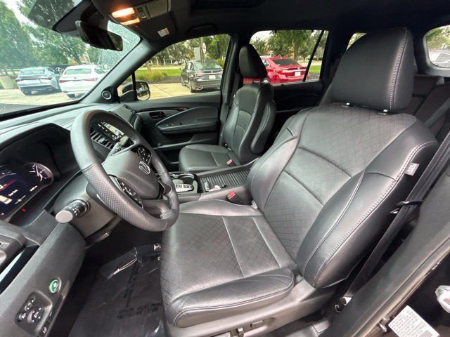 Used 2022 Honda Passport Elite image 14