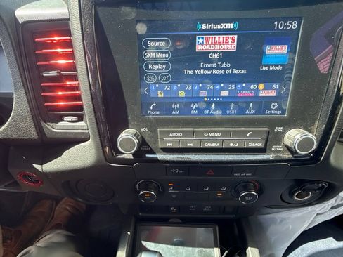 Used 2023 Nissan Frontier S w/ Technology Package RWD image 8
