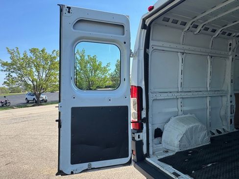 Used 2014 RAM ProMaster 3500 w/ Premium Appearance Group image 19