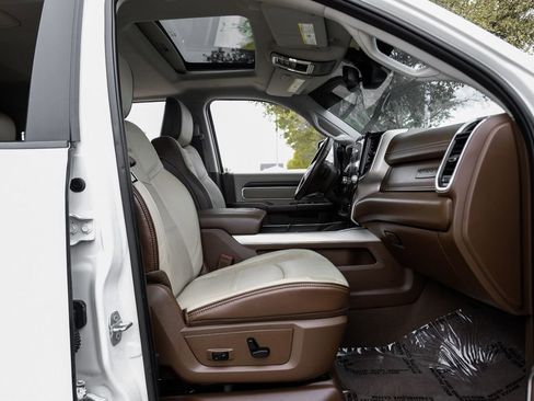 Used 2023 RAM 2500 Laramie image 39