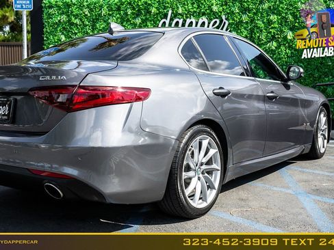 Used 2017 Alfa Romeo Giulia RWD image 6