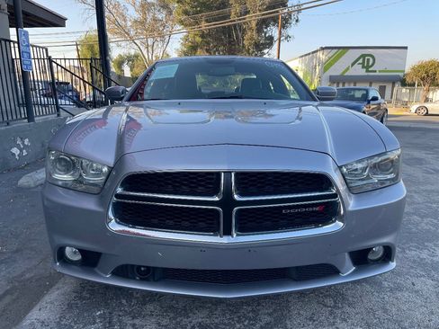 Used 2014 Dodge Charger R/T image 2