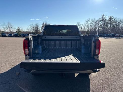 Used 2025 GMC Sierra 1500 Elevation image 14