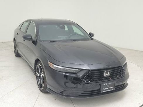 Used 2024 Honda Accord Sport image 8