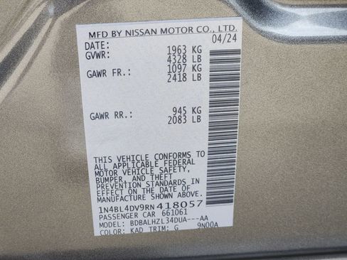 Used 2024 Nissan Altima 2.5 SV FWD image 38