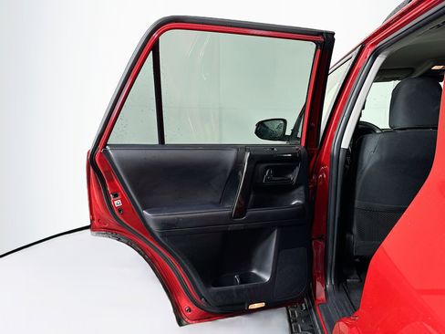 Used 2024 Toyota 4Runner TRD Off-Road image 25