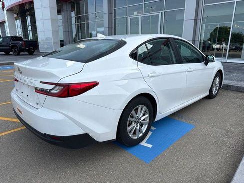 Certified 2025 Toyota Camry LE w/ Convenience Package FWD image 6