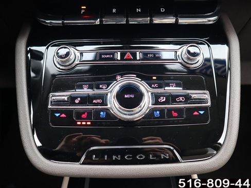 Used 2022 Lincoln Corsair AWD w/ Equipment Group 101A image 25