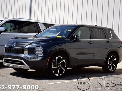 Used 2025 Mitsubishi Outlander SE