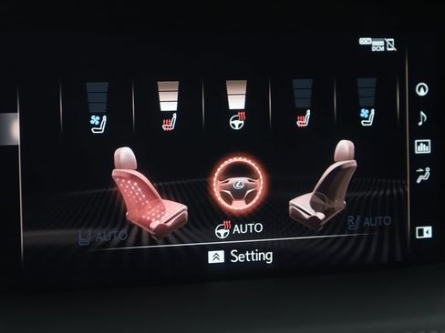 Used 2019 Lexus LS 500 AWD w/ Interior Upgrade Package image 9