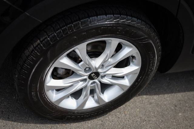 Used 2021 Kia Telluride LX AWD/4WD image 22