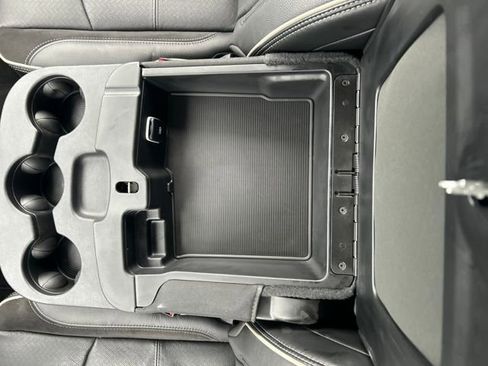 Used 2024 RAM 2500 Laramie image 29