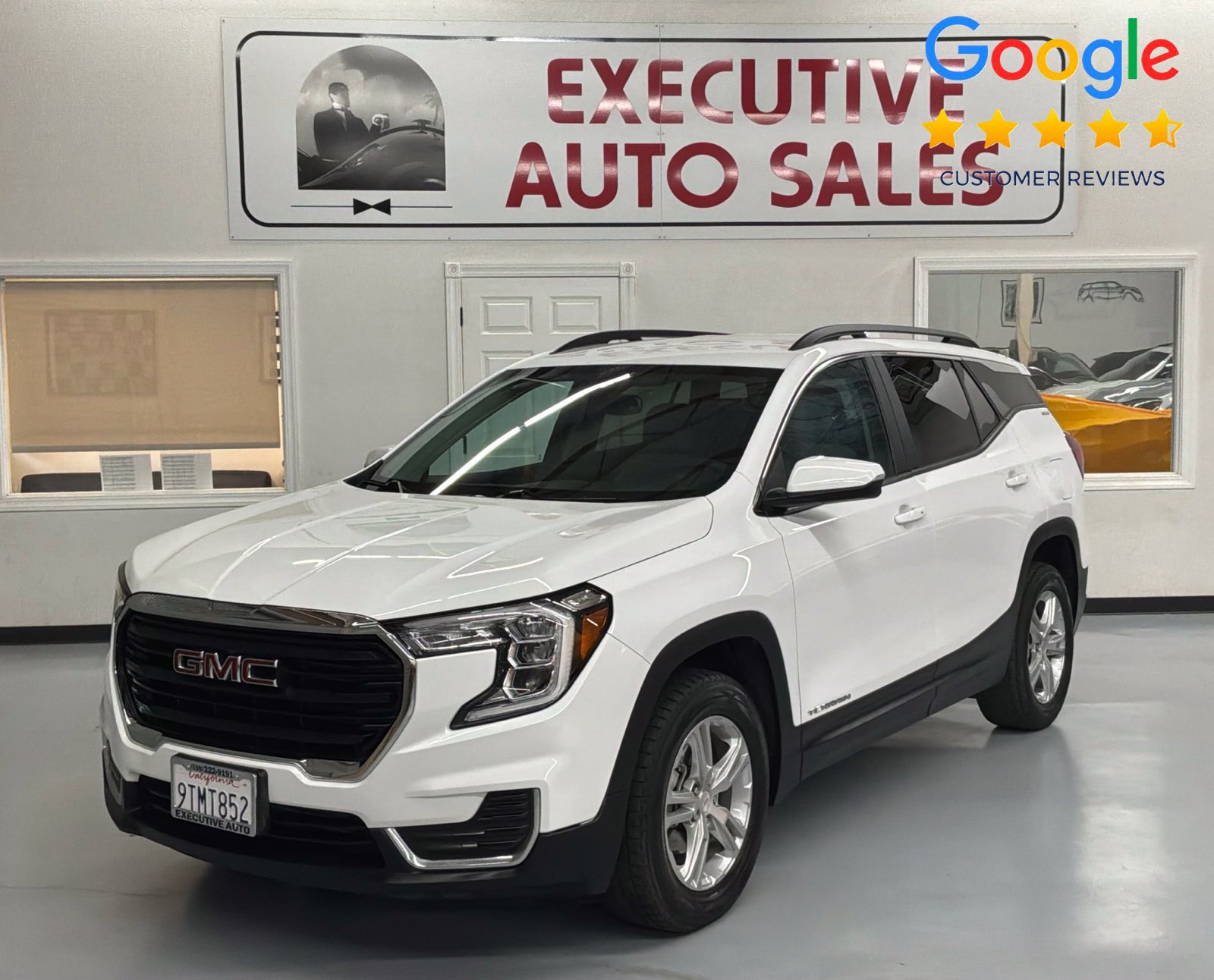Used 2023 GMC Terrain SLE w/ Driver Convenience Package AWD/4WD image 1