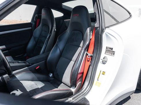 Used 2015 Porsche 911 GT3 RWD image 34