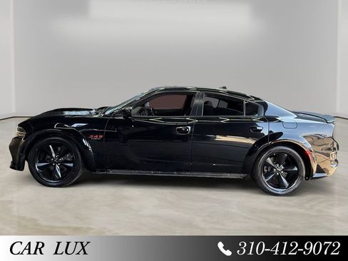 Used 2019 Dodge Charger R/T w/ Blacktop Package RWD image 2