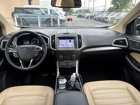 Used 2019 Ford Edge SEL w/ Equipment Group 201A AWD/4WD image 7