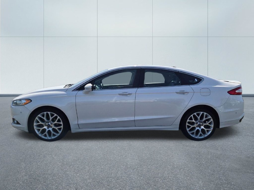Used 2013 Ford Fusion Titanium FWD image 3