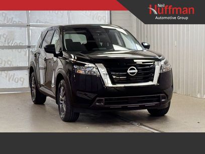 New 2025 Nissan Pathfinder S