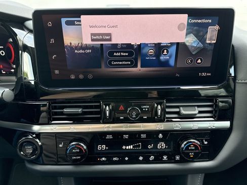 New 2026 Nissan Pathfinder SL w/ SL Premium Package AWD/4WD image 19