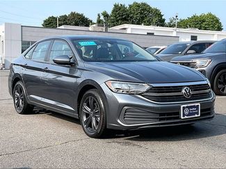 Used 2022 Volkswagen Jetta SE FWD video 1