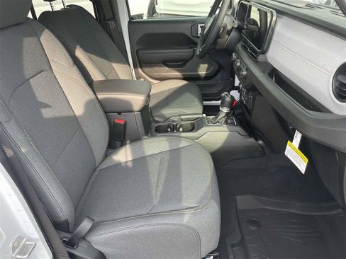 New 2025 Jeep Wrangler Sport S image 30